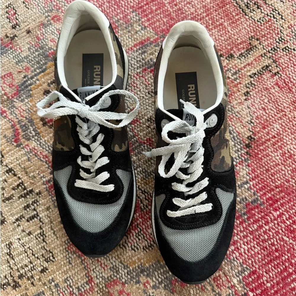 Golden Goose Camouflage, Black & Gold Star Running Sneakers - Picture 2 of 6
